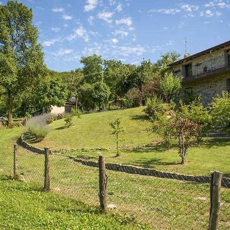 Agriturismo Podere Conti Filattiera Exterior foto
